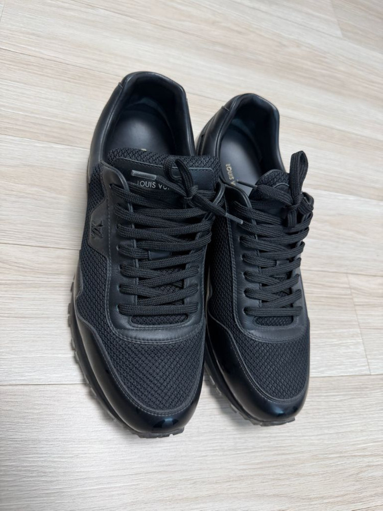 루이비통 스니커즈 남자 육반사이즈 이미지