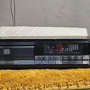 점검된 에로이카 CD플레이어 이미지