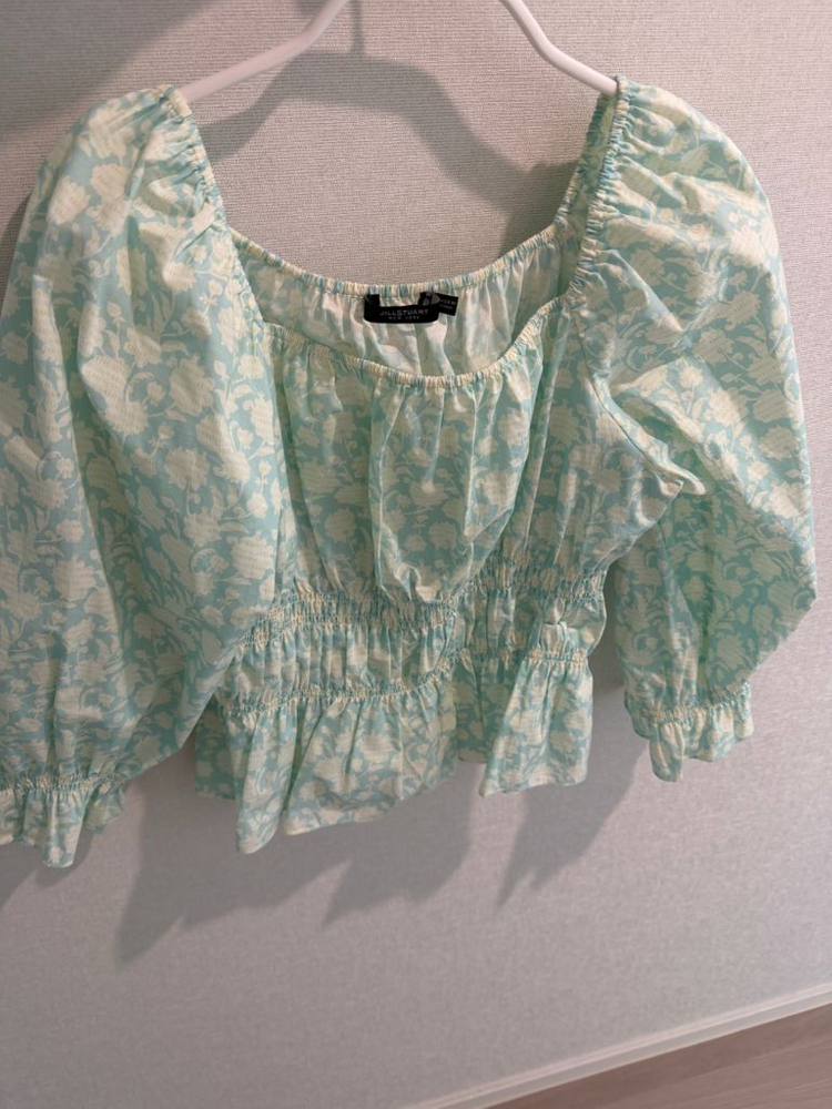 질스튜어트 블라우스 팝니다 이미지