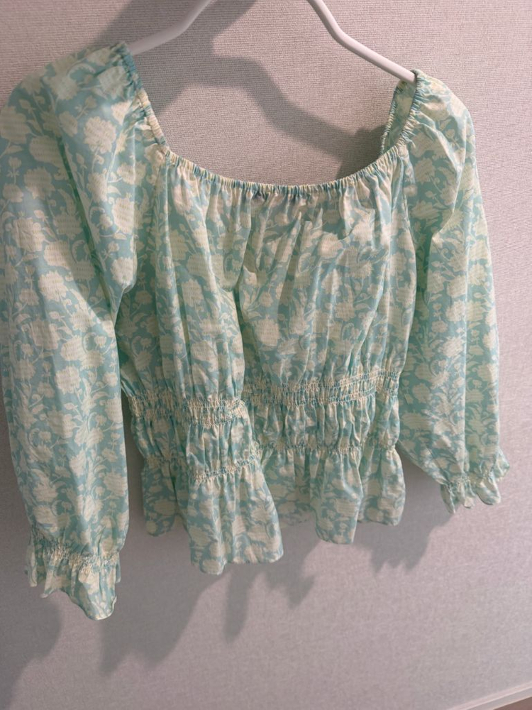 질스튜어트 블라우스 팝니다 이미지