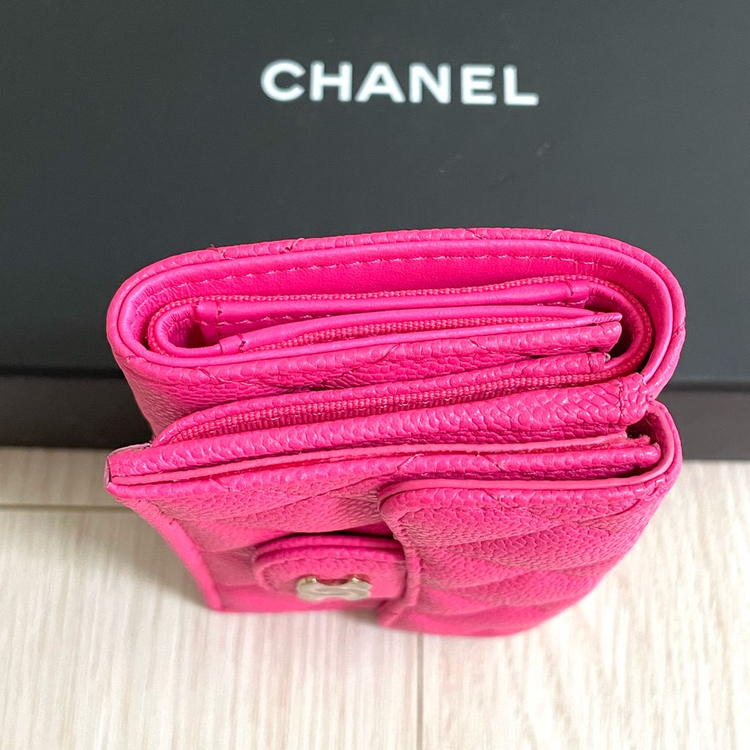 샤넬 클래식 캐비어 3단지갑 푸시아핑크 내장칩 새제품 이미지