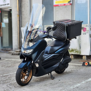 23년식/nmax155cc/배달세팅/카울최상급,주행컨디션최상급매물팝니다! 이미지