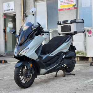 23년식/포르자/350cc/6만/배달세팅/카울깨진곳x주행컨디션최상급매물팝니 이미지