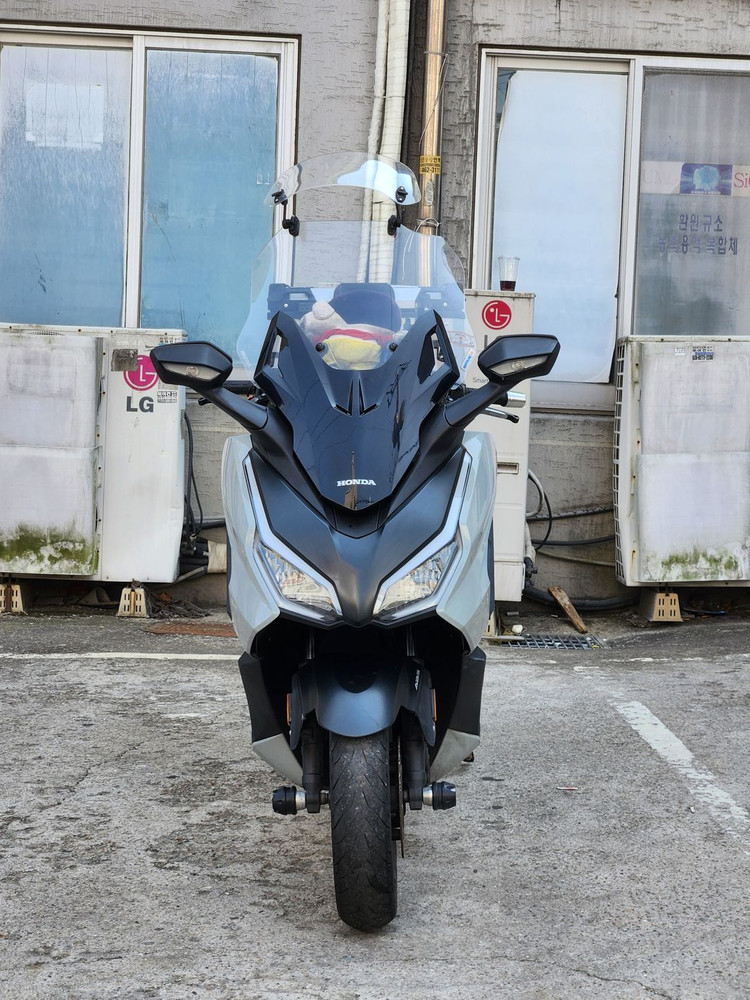 23년식/포르자/350cc/6만/배달세팅/카울깨진곳x주행컨디션최상급매물팝니 이미지