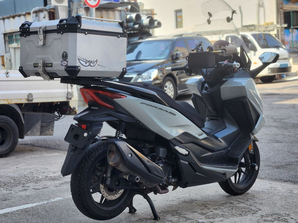 23년식/포르자/350cc/6만/배달세팅/카울깨진곳x주행컨디션최상급매물팝니 이미지