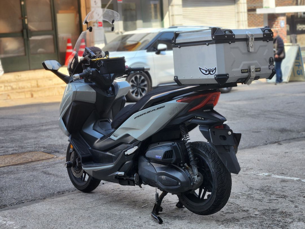 23년식/포르자/350cc/6만/배달세팅/카울깨진곳x주행컨디션최상급매물팝니 이미지