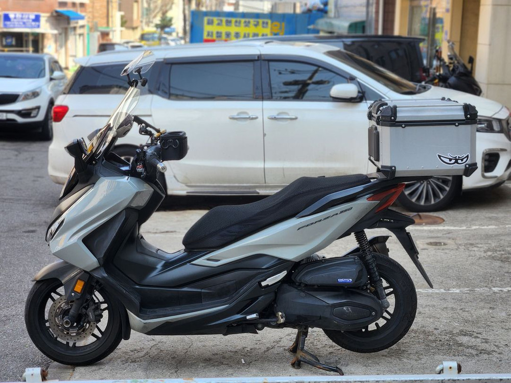 23년식/포르자/350cc/6만/배달세팅/카울깨진곳x주행컨디션최상급매물팝니 이미지