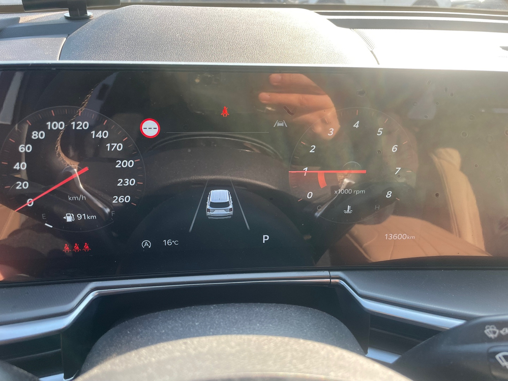 더 뉴 쏘렌토 4세대가솔린 2.5T 4WD시그니처 25년06월 13601km 완저무사고 차량 판매합니다. 이미지