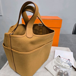 에르메스 카고 피코탄18 이미지