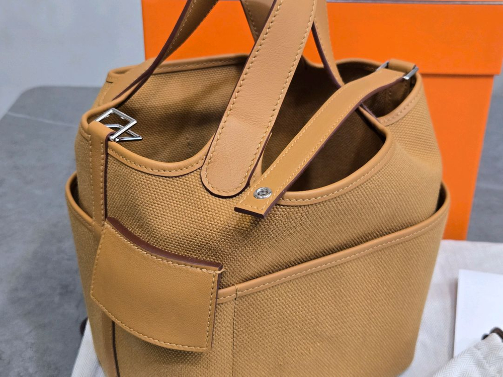 에르메스 카고 피코탄18 이미지