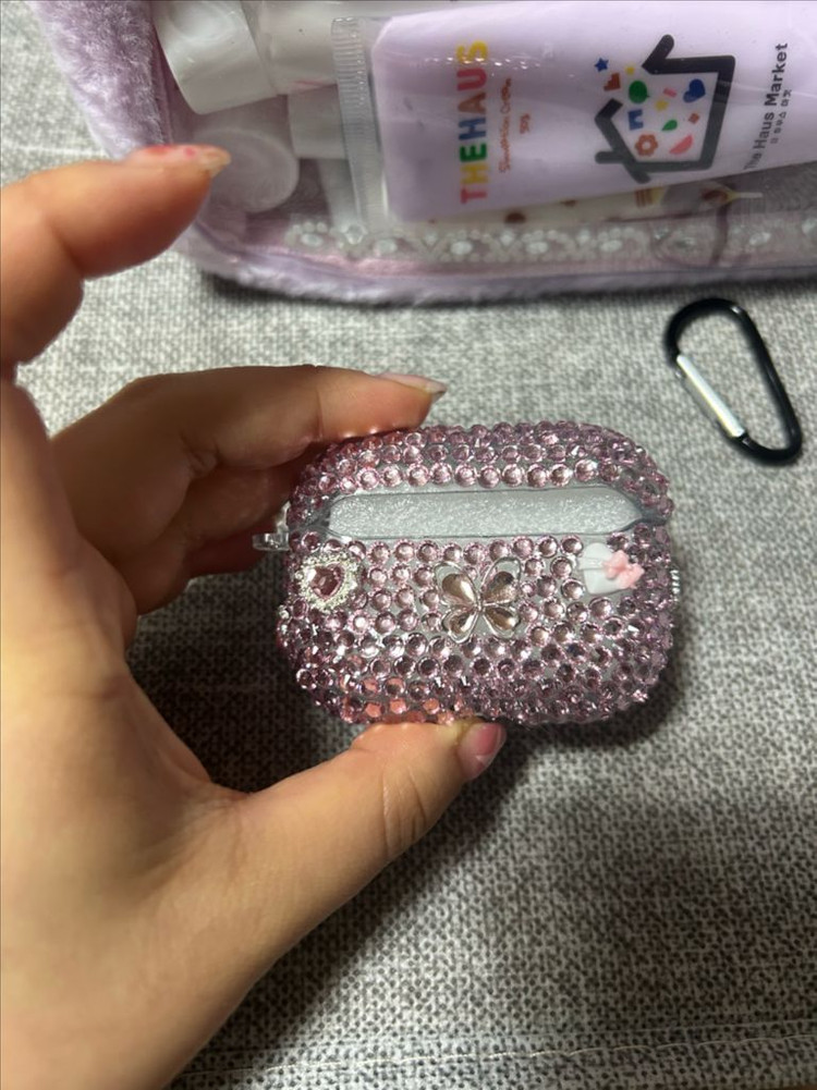 에어팟 프로2 케이스 이미지