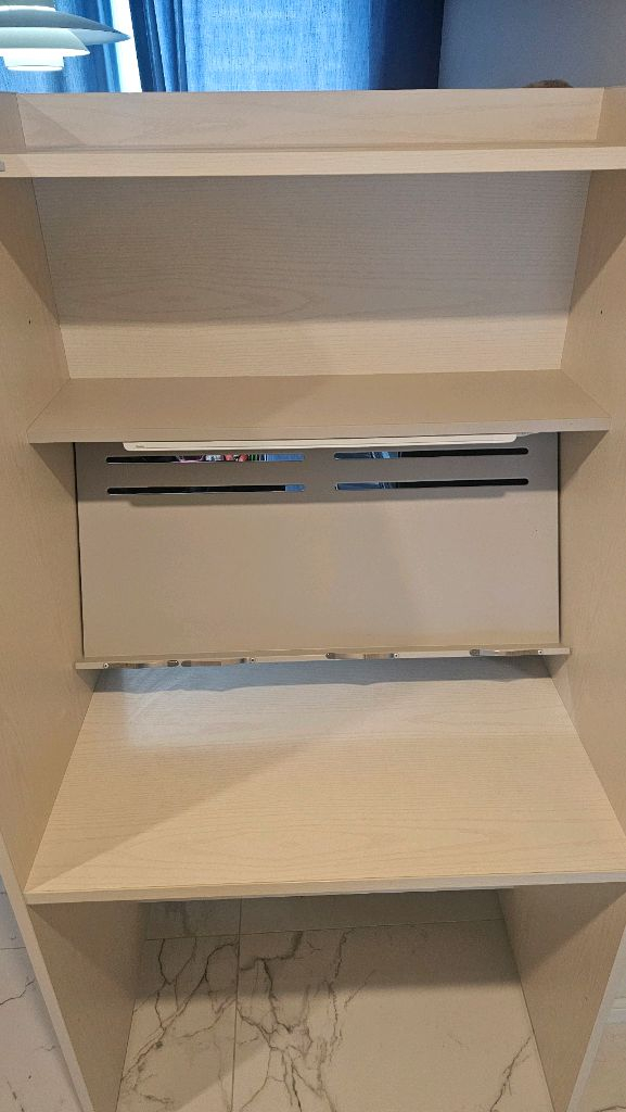 이타카네 독서실책상 이미지