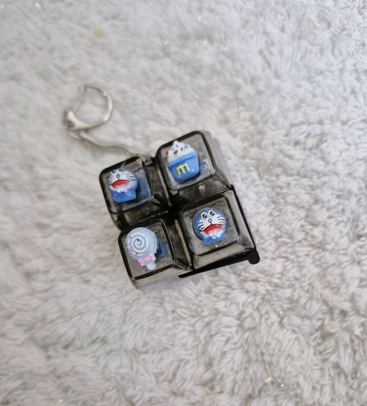 키캡 키링 이모티콘 키보드 도라에몽 알파벳 햄버거 키캡 이미지