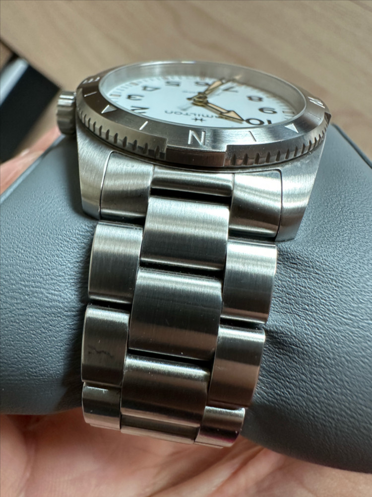 해밀턴 카키필드 익스페디션 37mm 흰판 이미지