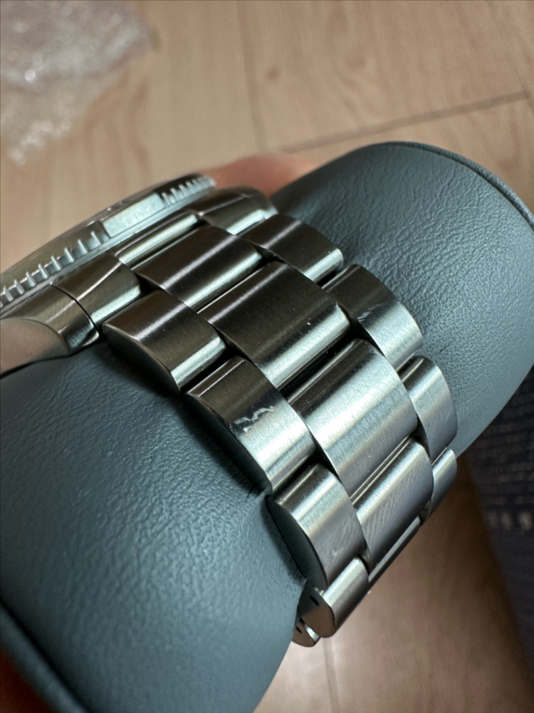 해밀턴 카키필드 익스페디션 37mm 흰판 이미지