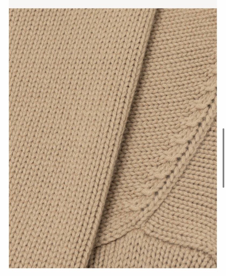 식스앤어하프 V넥 스웨터 베이지 이미지