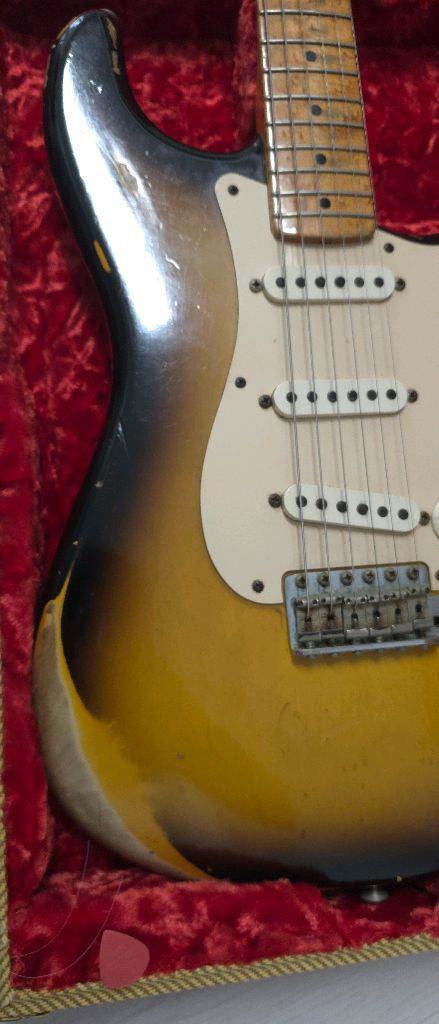 펜더 1956 커스텀샾 레릭 일렉기타 이미지