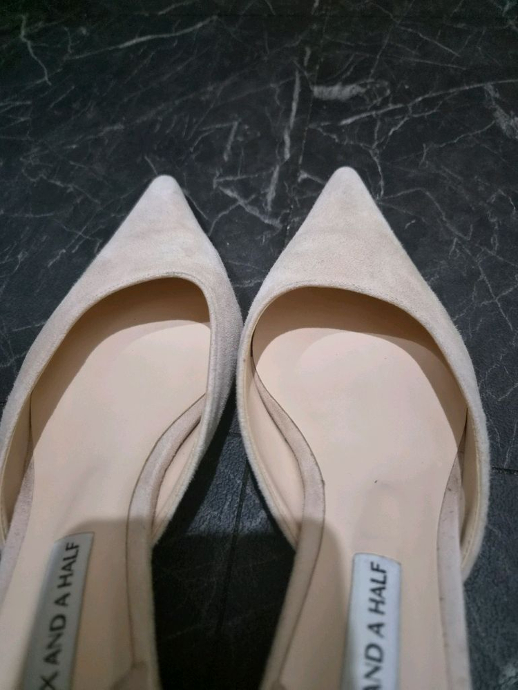 식스앤어하프 뮬 이미지