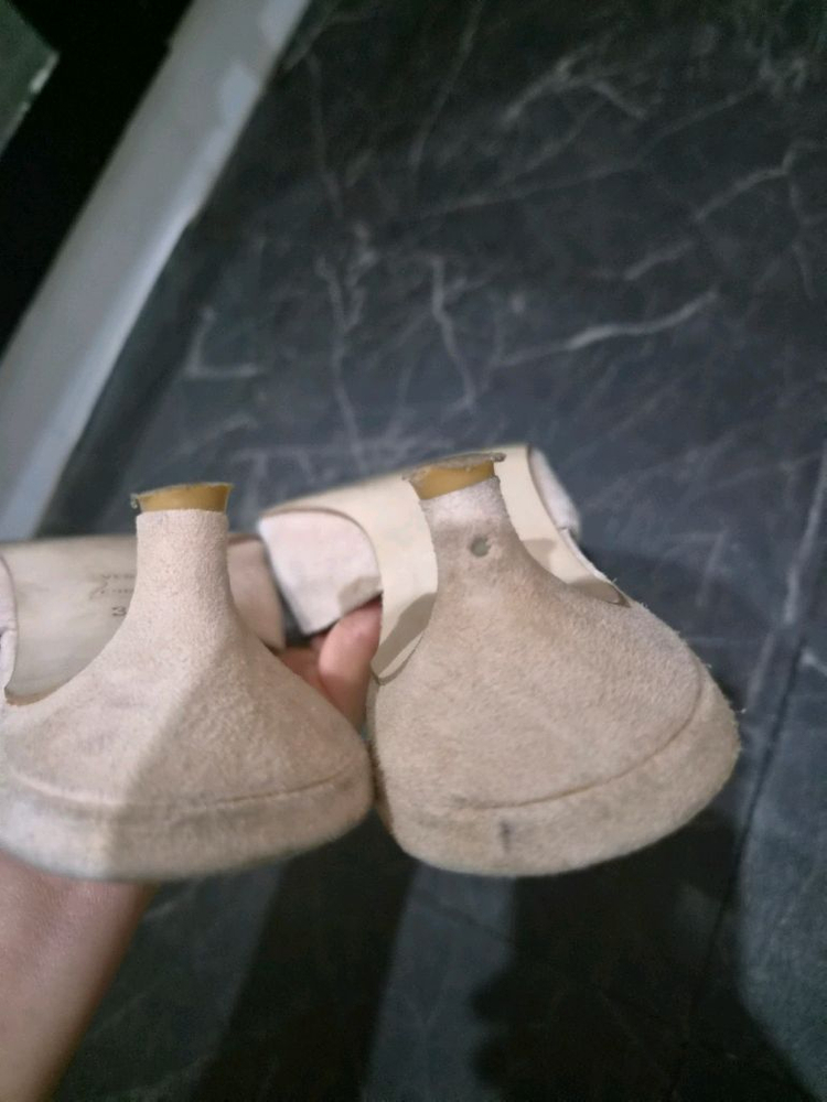 식스앤어하프 뮬 이미지