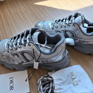 디올 크로노 스니커즈 운동화 실버 37사이즈 이미지