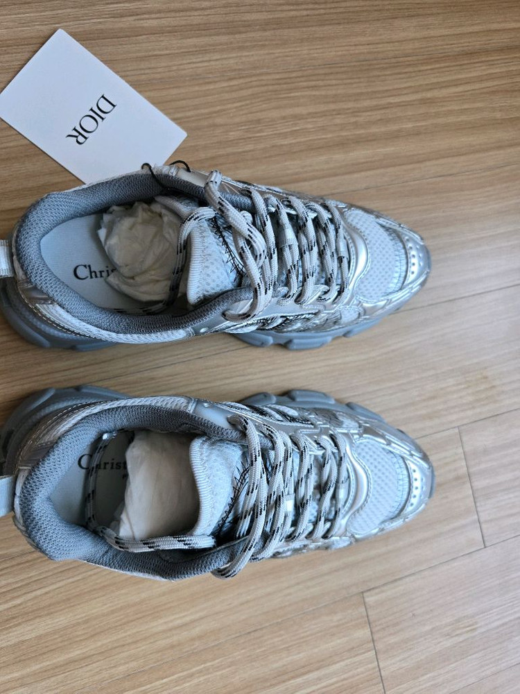 디올 크로노 스니커즈 운동화 실버 37사이즈 이미지