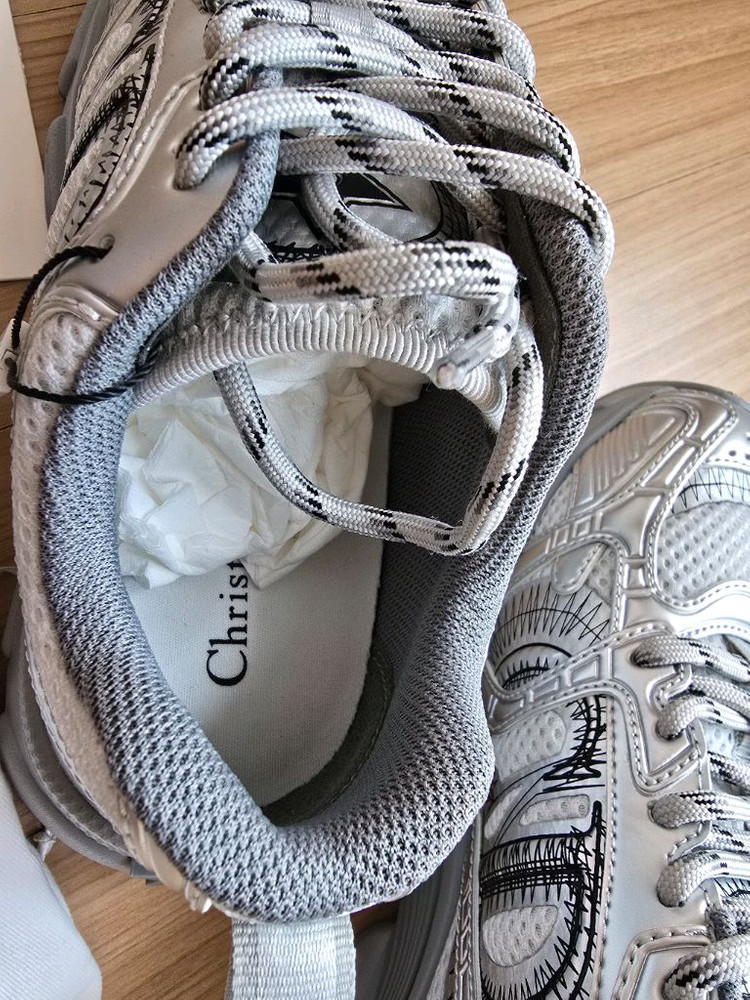 디올 크로노 스니커즈 운동화 실버 37사이즈 이미지