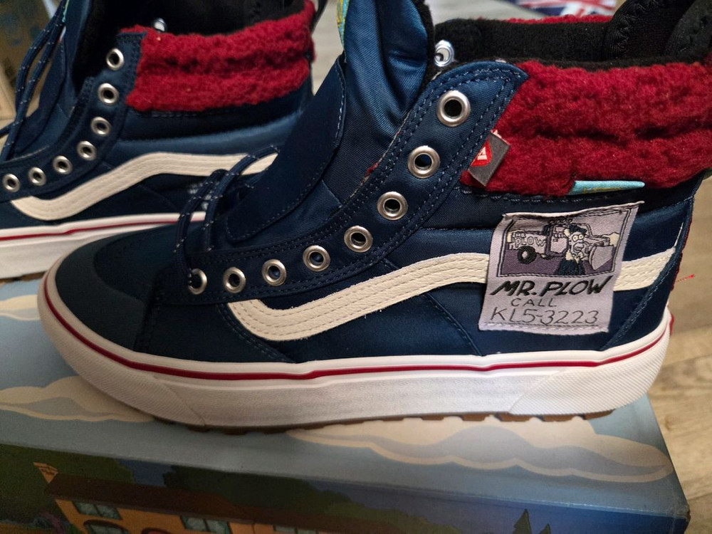 VANS SK8-Hi Mte 2.0 DX 반스 심슨 한정판 판매 이미지