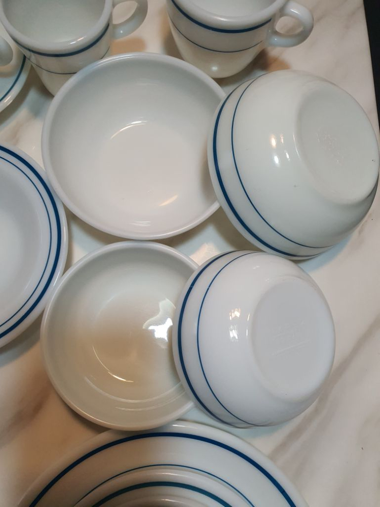 단종된 추억의 빈티지 파이렉스 블루밴드 개당값 이미지