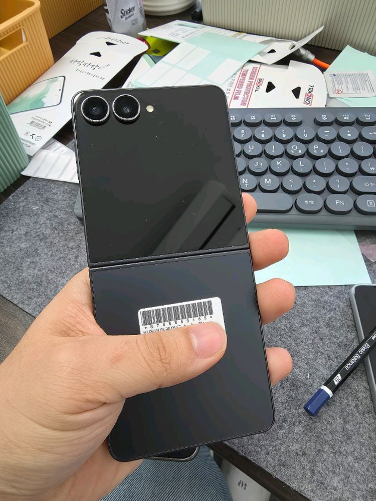 (5840)갤럭시z플립7 256 판매 이미지