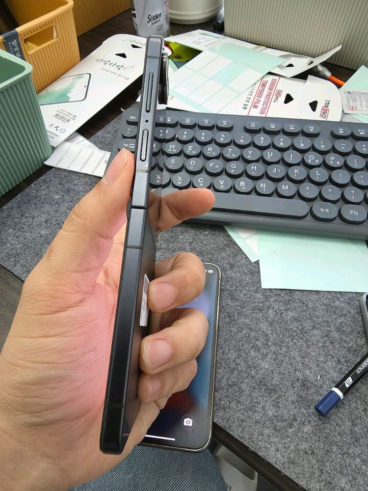 (5840)갤럭시z플립7 256 판매 이미지