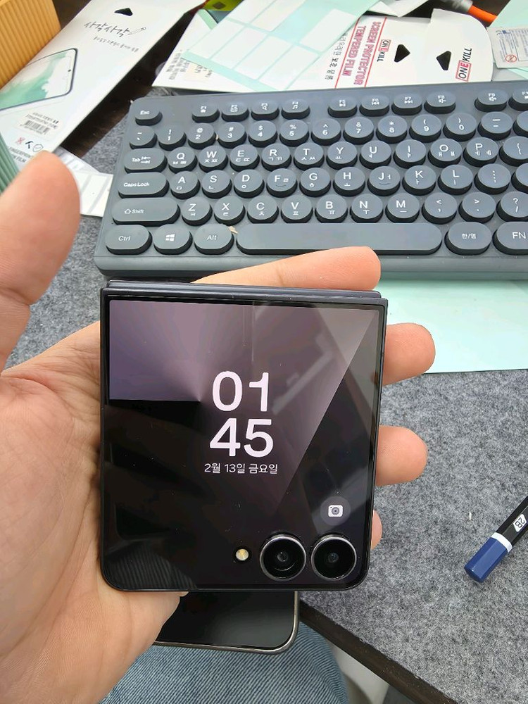 (5840)갤럭시z플립7 256 판매 이미지