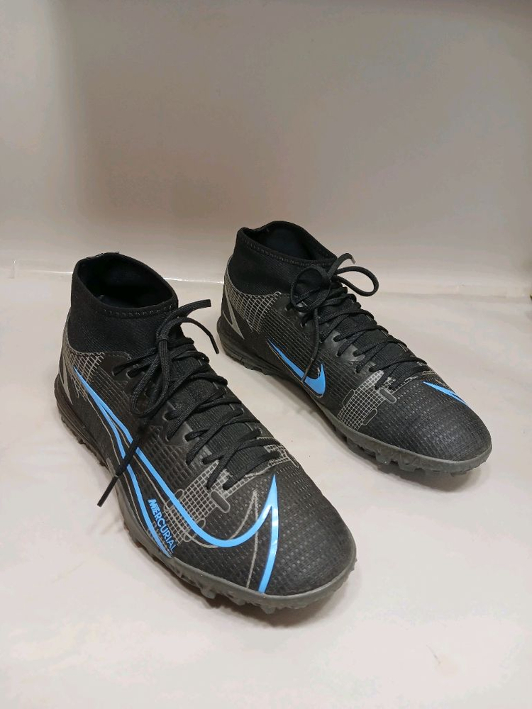 나이키 머큐리얼 슈퍼플라이 8 아카데미 풋살화 270 이미지