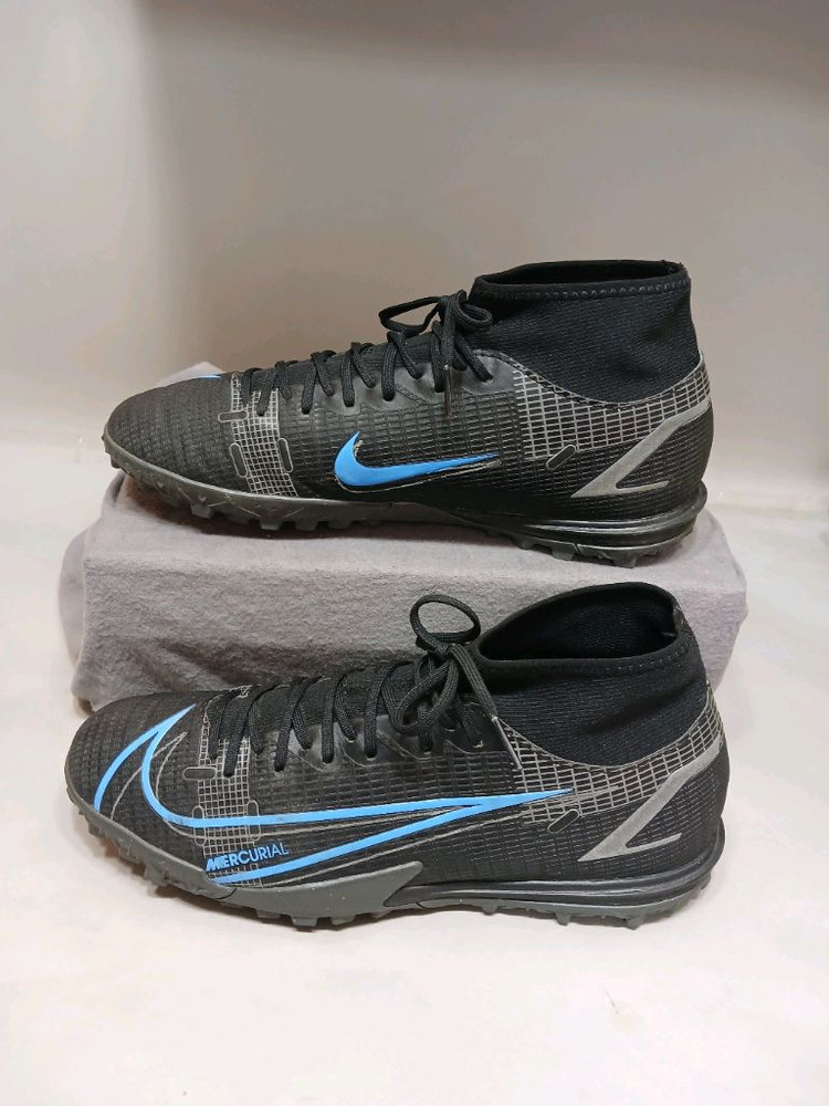 나이키 머큐리얼 슈퍼플라이 8 아카데미 풋살화 270 이미지