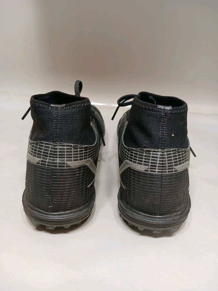 나이키 머큐리얼 슈퍼플라이 8 아카데미 풋살화 270 이미지