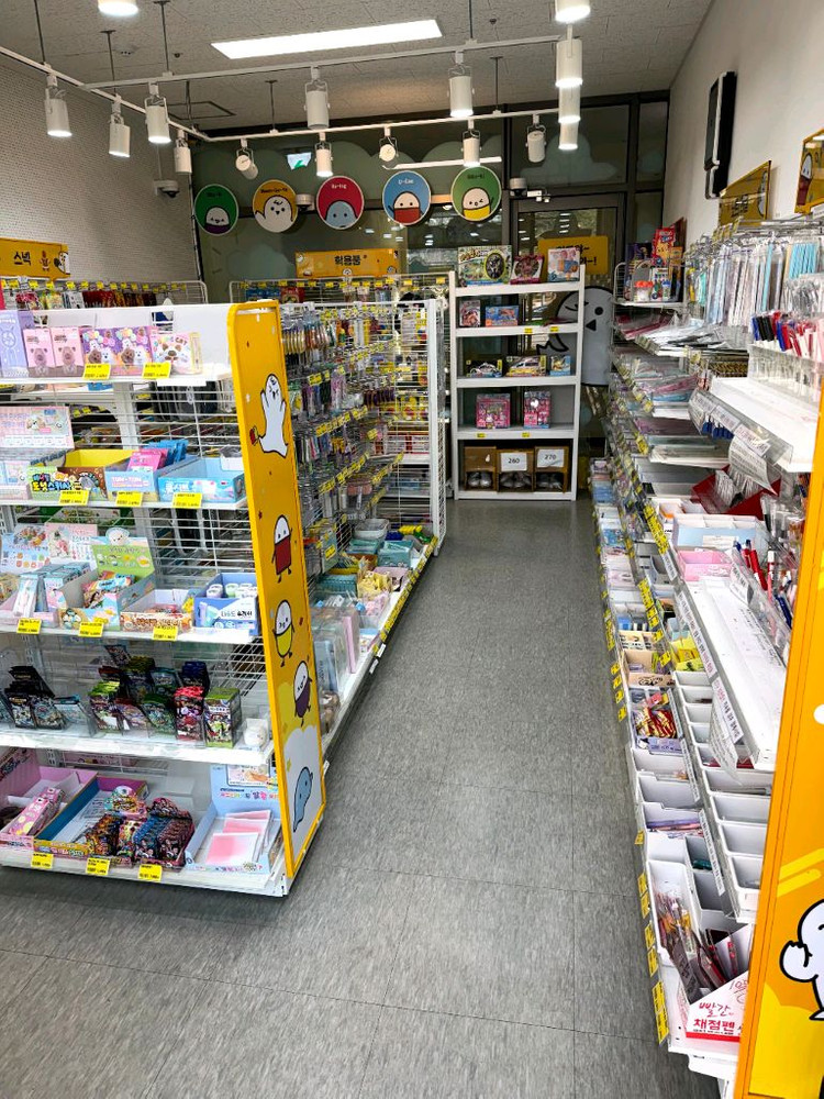 무인매장 집기, 무인매장 매대, 무인매장 곤도라, 편의점매대, 키오스크 이미지