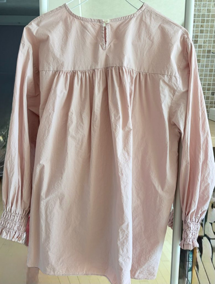 럭키룸 스모크 블라우스 이미지