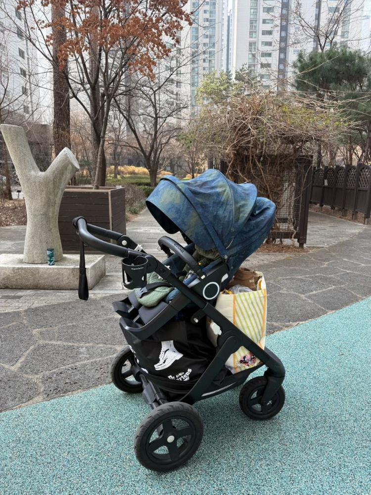 스토케 익스플로리 트레일즈 리미티드 유모차(방풍커버, 이너시트, 풋머프, 오프로드휠) 이미지