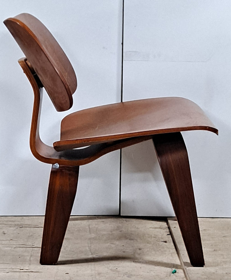임스 몰디드 플라이우드 라운지 의자 (Eames Molded Plywood Lounge Chair)(Hommage) 이미지