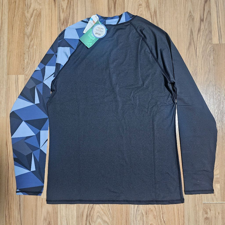 (새상품)튜브트리 래쉬가드 (L . XL).튜브트리 남성래쉬가드 상의. 튜브트리 남 이미지
