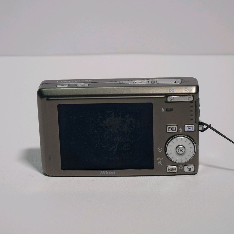 니콘 쿨픽스 S500 디지털 카메라 이미지