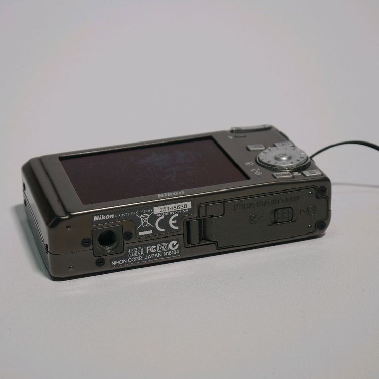 니콘 쿨픽스 S500 디지털 카메라 이미지