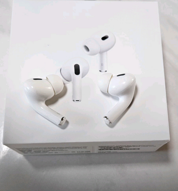 에어팟 프로 2세대 풀박스 이미지