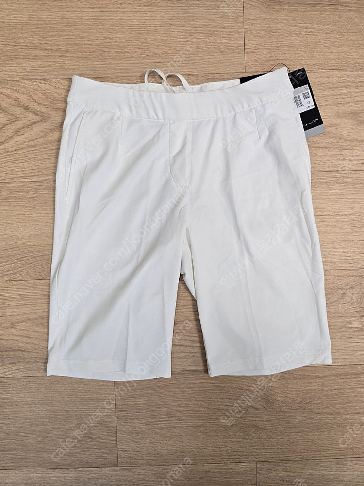 나이키 우먼 UPF40+ 골프 반바지 화이트 S 이미지