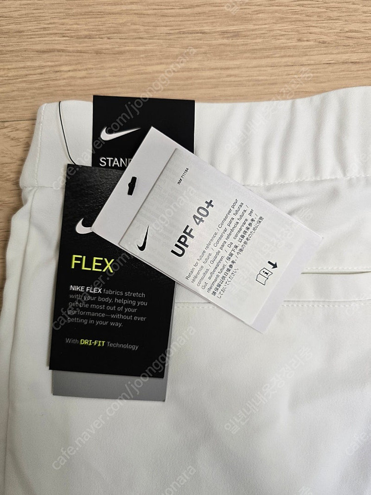 나이키 우먼 UPF40+ 골프 반바지 화이트 S 이미지