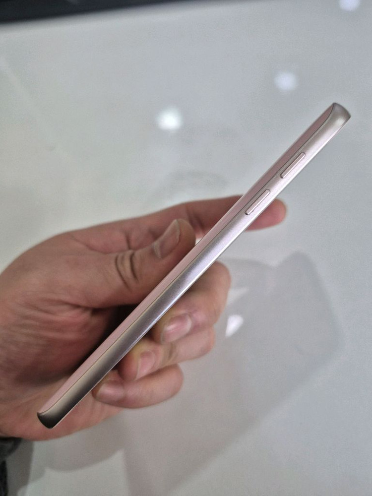 갤럭시S7 32G 중고폰 공기계 이미지