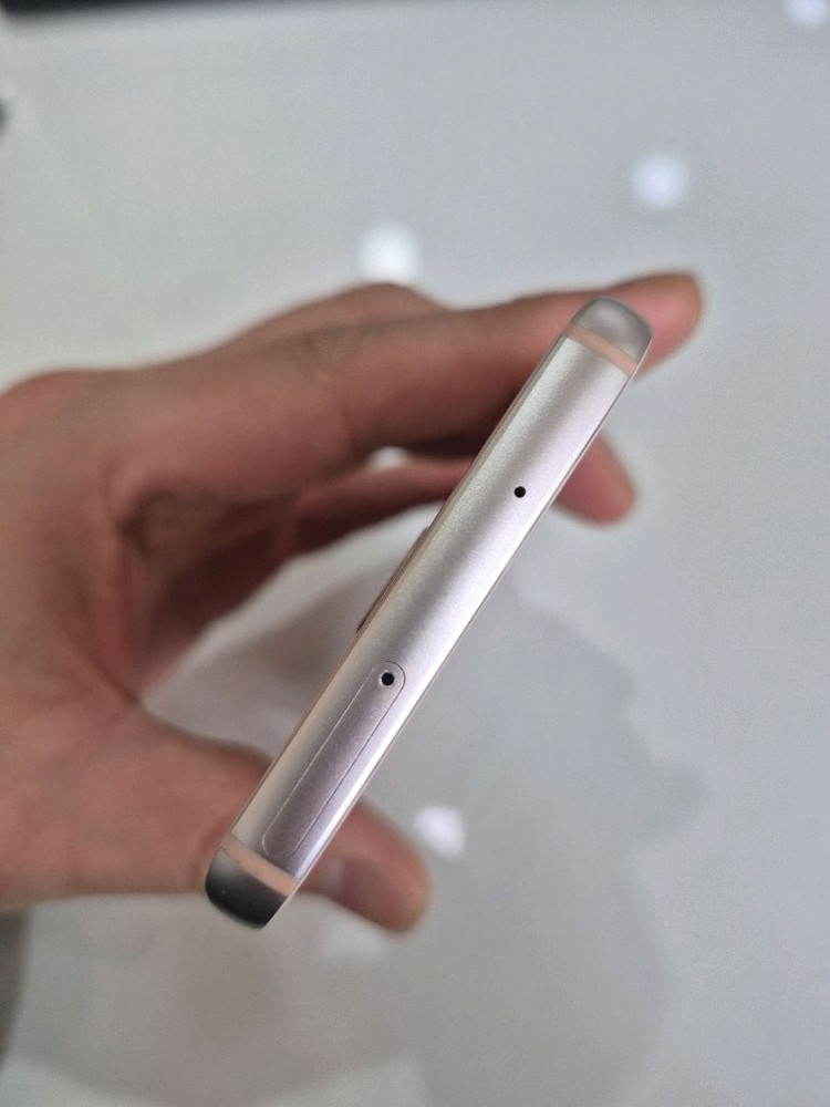 갤럭시S7 32G 중고폰 공기계 이미지