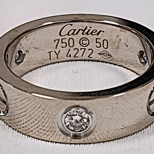 정품 50호 까르띠에 LOVE 클래식 3p 다이아 5.5미리 화이트골드 이미지