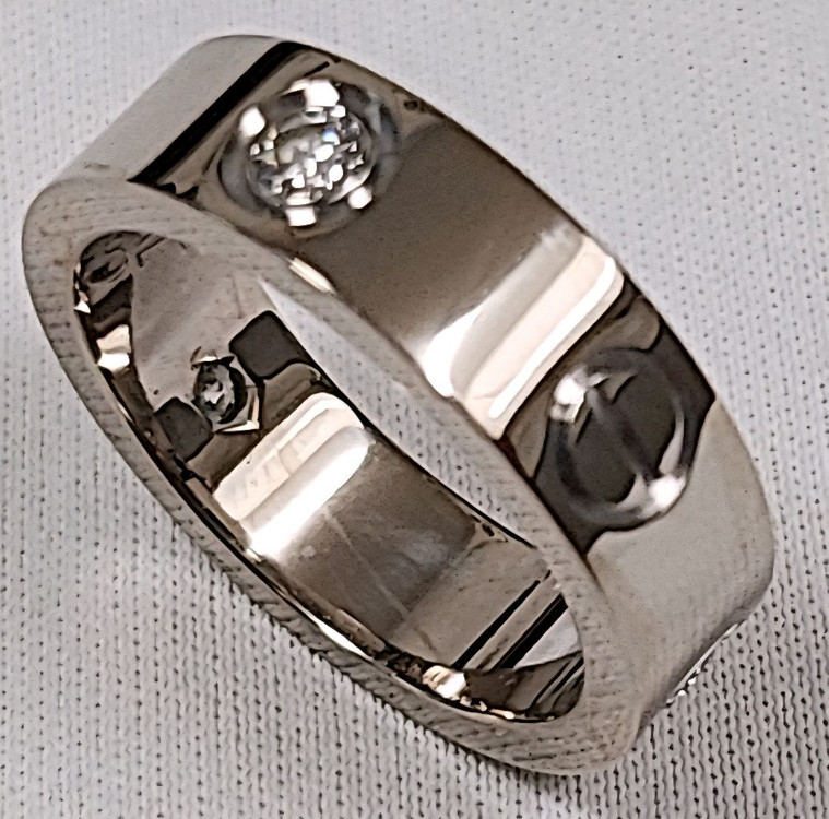 정품 50호 까르띠에 LOVE 클래식 3p 다이아 5.5미리 화이트골드 이미지