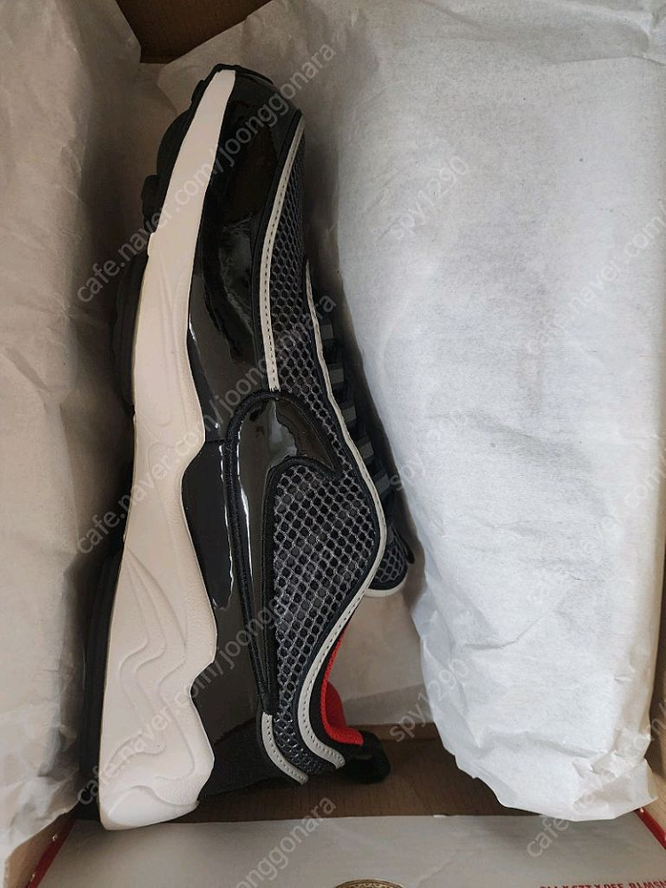 나이키 줌 스피리돈 16 판매합니다. 이미지