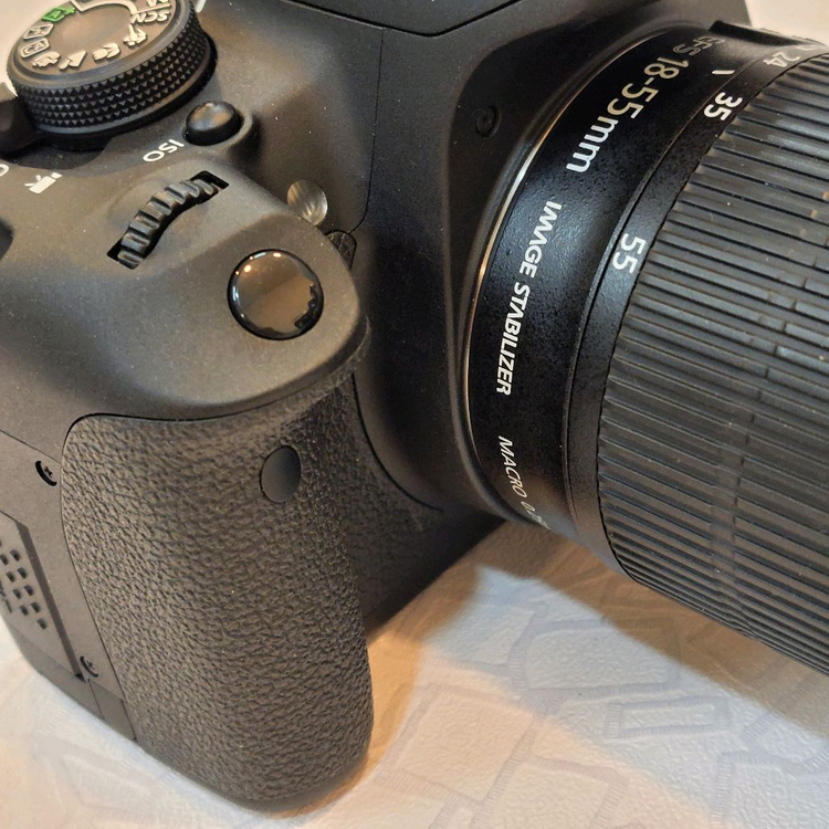 캐논정품 EOS 700D 18-55mm 컷수710컷 이미지